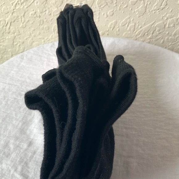 Kate Spade: 2 pair Black Barre Socks- grip bottom- open on top- one size - Picture 15 of 16